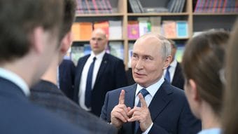 プーチンのせいで不景気なのに…世界で信用されないロシアの通貨が値上がりする"皮肉なカラクリ"