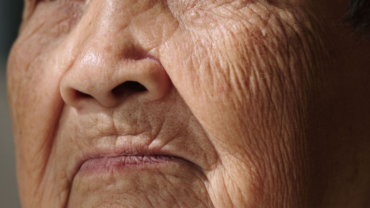 持ち家+貯金1800万+年金月16万｣でも足りない…夫を亡くしたがん闘病の80