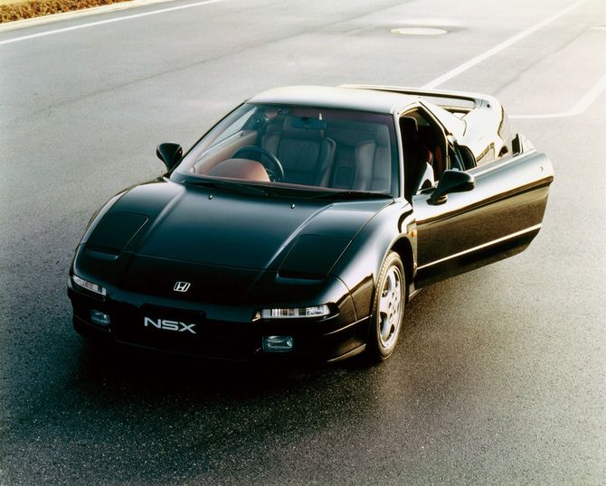 ホンダNSX全体写真