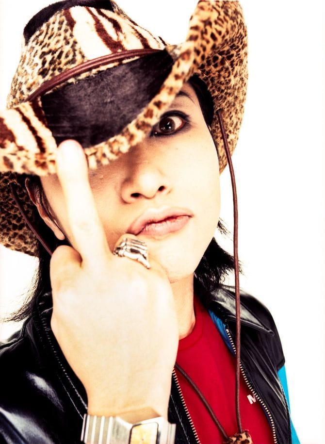 X JAPANのギタリストとして活動したhide