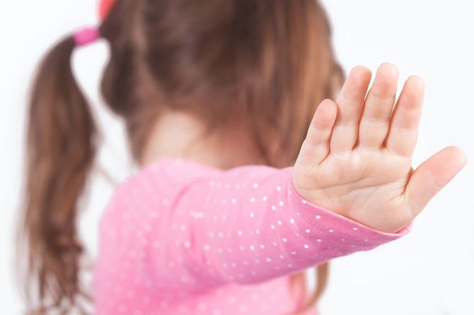 拒否をする子ども