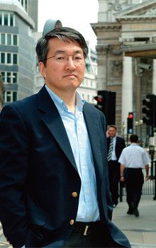 <strong>作家 黒木 亮</strong>●1957年生まれ。早稲田大学法学部卒業。大学時代、箱根駅伝に2回出場。都市銀行、証券会社などに23年余り勤務。英国在住。近著は『冬の喝采』。