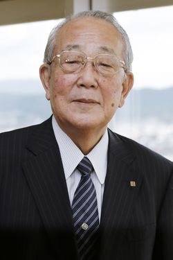 京セラの稲盛和夫名誉会長=2015年9月18日、京都市伏見区