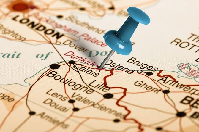 ダンケルクロケーションです。ブルーのピンに対応します。