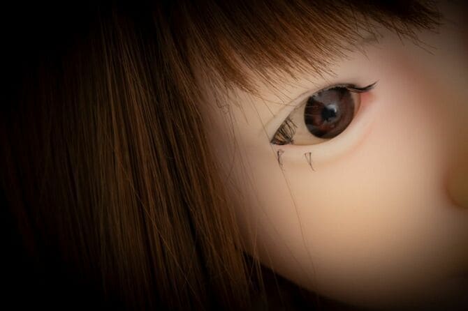 睫毛が抜けたドールの例