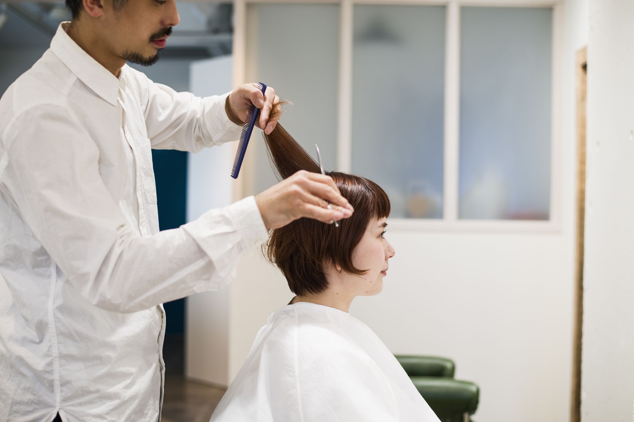 女性を指名したいのに なぜ女性美容師は圧倒的に少ないのか 美容学校を出て彼女たちはどこへ President Online プレジデントオンライン