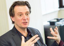 「変化と適合」日本人の強さ、ここにあり　－「フィナンシャル・タイムズ」アジア編集長インタビュー