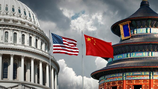 中国とアメリカ国旗