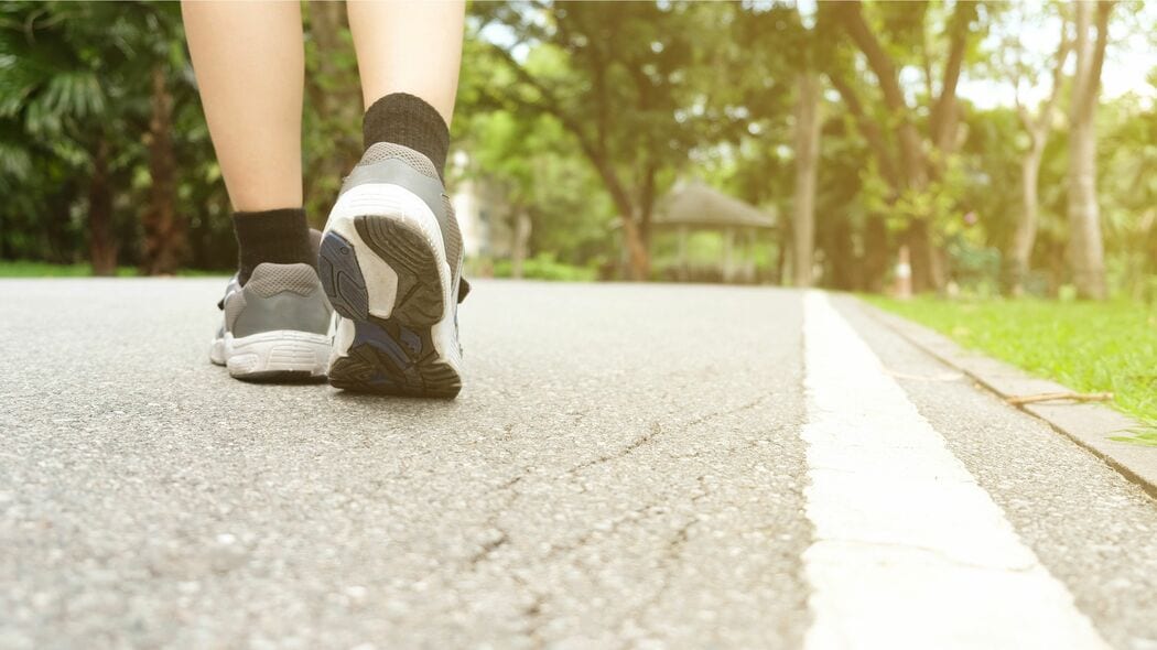 ｢1日1万歩｣は歩かなくていい…通勤中にできる､ウォーキングに"ちょい足し"するとヨボヨボ化を防げる動作