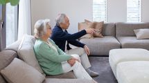 ｢妻に潔く"チャンネル権"を渡せるか｣弘兼流･円満な老後の夫婦関係に欠かせない10のポイント