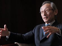 「公正」「正直」「不屈」を骨子とする「タケダイズム」は、1940年頃に明文化された「規のり」に拠る。祖父・5代目武田長兵衛が定めたものだ。