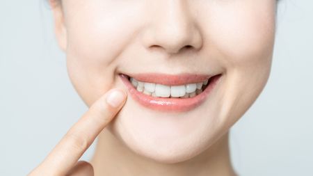 口 の中の状態でバレる 歯で死ぬ人生き残る人 クリーニングの一歩先の最新ケア President Online プレジデントオンライン