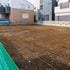 高く売れるとは思っていなかったのに…細長い形の実家の土地を買い取った業者が｢跡地に建てたもの｣