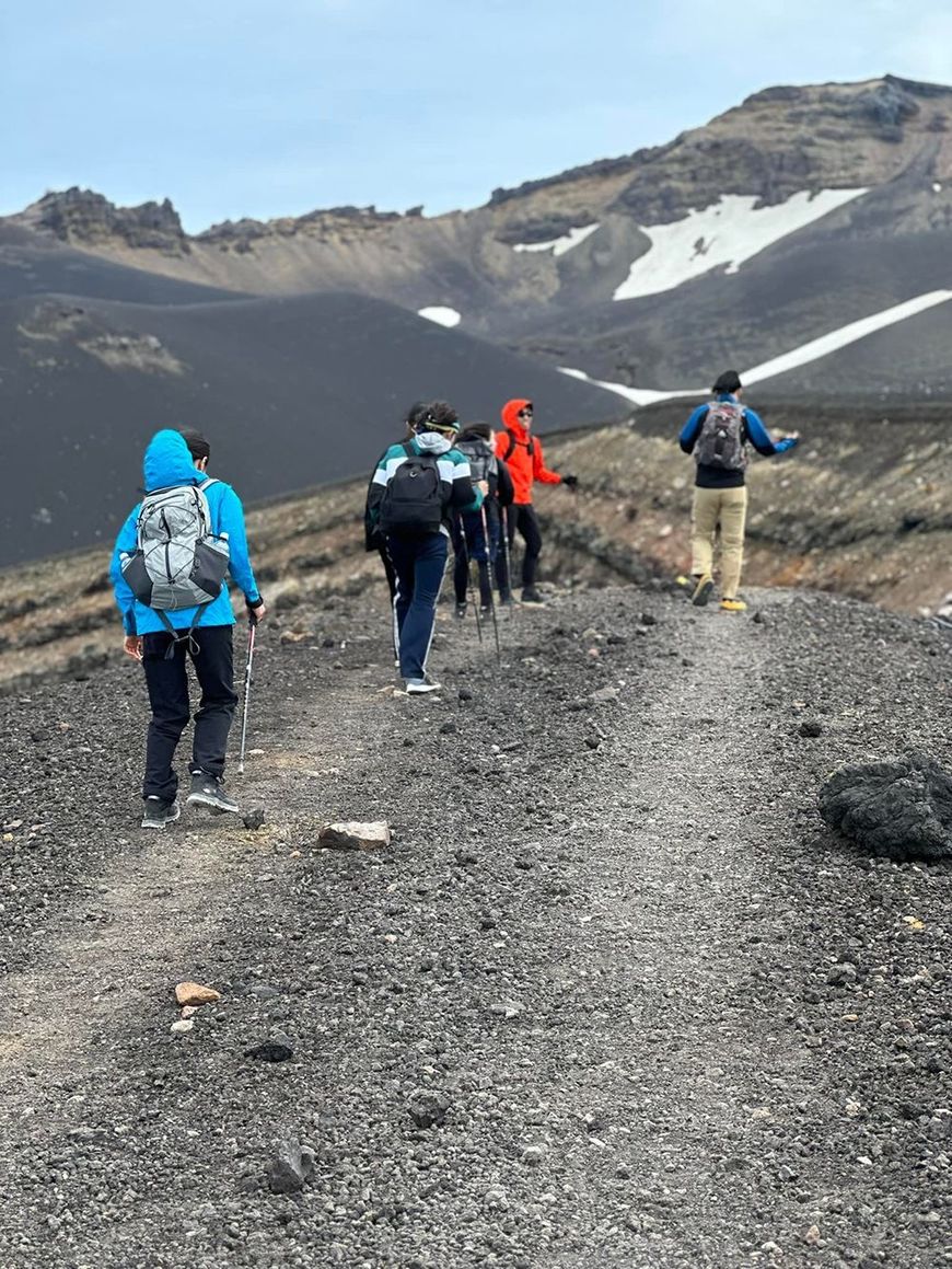 北海道の山々を登り、世界の自然に挑む体力もつけていく