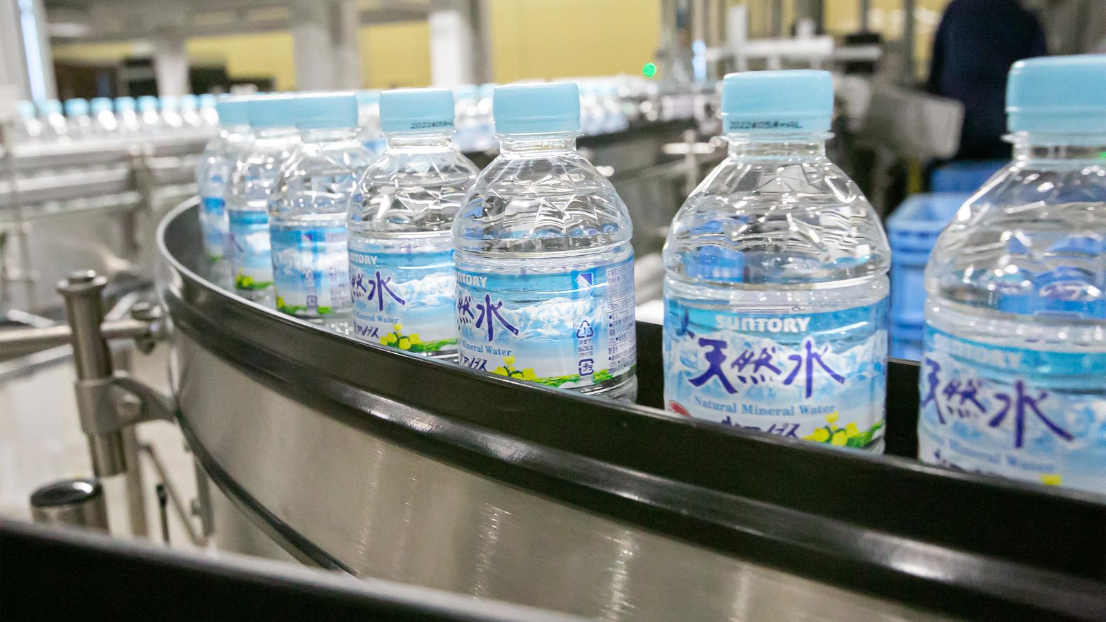 日本で初めて｢天然水｣を商品として売り出した…サントリーの｢水｣が日本で一番売れているワケ 採水地は南アルプス､北アルプス､奥大山､阿蘇の4カ所