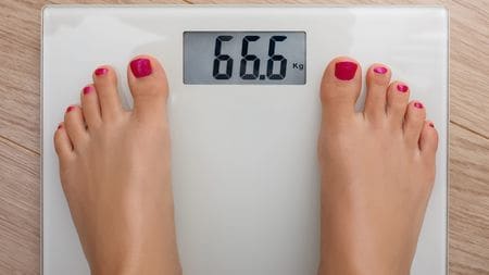 体重計に乗るほど､検査を受ければ受けるほどネガティブ感情が増殖する 