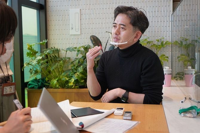 デフパートナーとして働く野村恒平さん