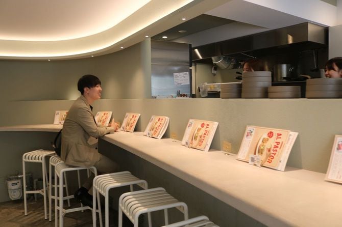 スタッフの1人は、思いに共感し入社してくれた中高の同級生