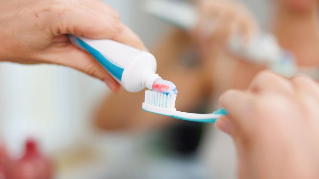 やっと出た夫の電話の声の主は"赤の他人"…脳疾患の母を看取り､重度認知症の老父を抱えた娘に起きた悲劇