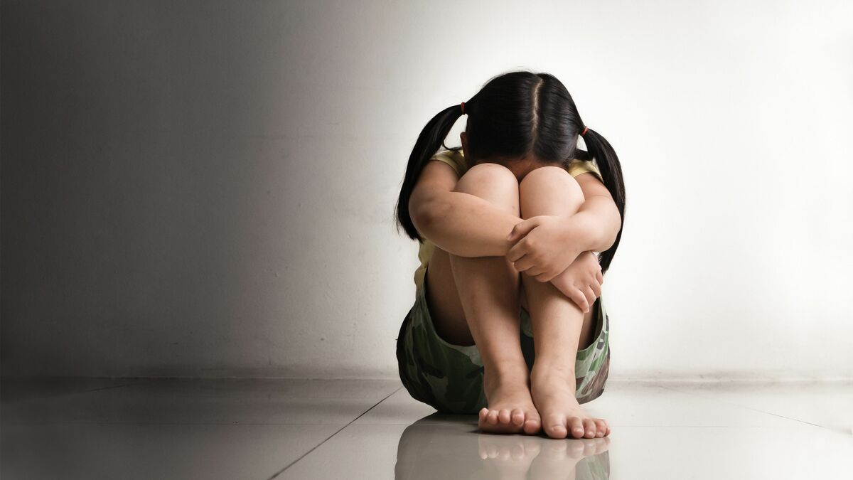 完璧 4歳なのに｢怒られるから泣けない｣身体虐待を受けた女の子が不安 社会学
