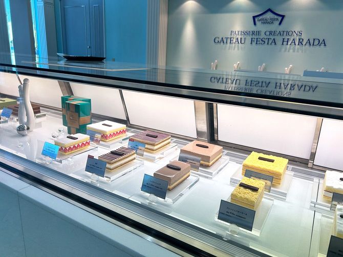 インタビュー当日はホワイトデーだったこともあり、朝から大勢の客でにぎわっていた