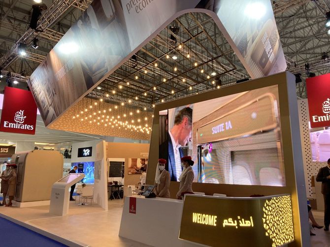 ドバイエアショー。エミレーツ航空展示ブース