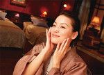 グラクソ・スミスクラインが販売するブリーズライトは鼻呼吸を助けてくれる。同社写真提供。