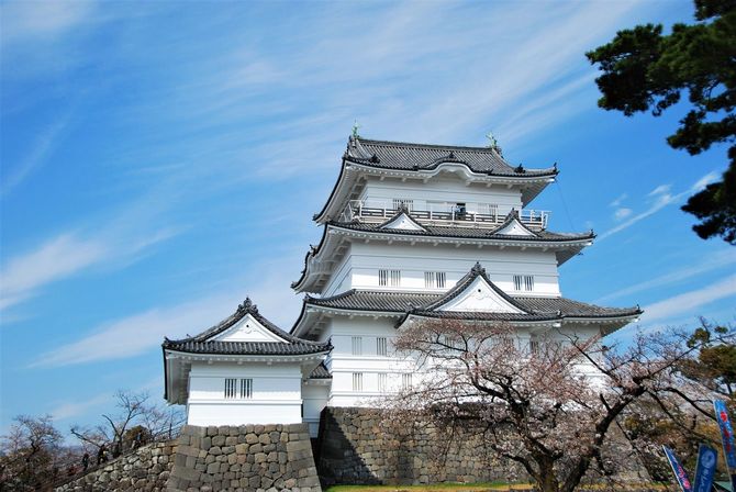 神奈川県の小田原城。信雄も秀吉の小田原征伐に加わった