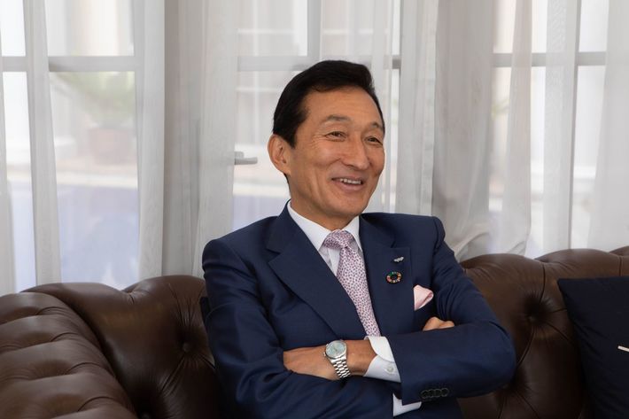 「日本はG7の中でもダントツに借金が多い。金利が上がれば日本は財政破綻する」と渡邉美樹氏