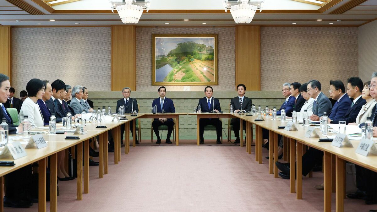 いつまで男系男子にこだわるのか…皇統を守るには「女系天皇の可能性を排除すべきではない」 皇室典範改正に関する読売提言について | PRESIDENT Online(プレジデントオンライン)