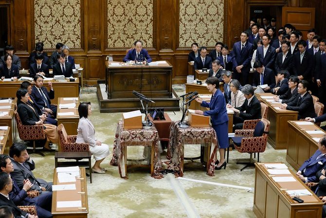 2026年7月15日、国家基本政策委員会合同審査会(党首討論)で発言する高市総理