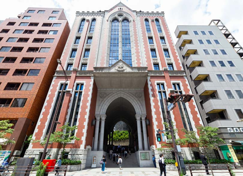 天才とアホの両極端"慶應幼稚舎"の卒業生 4割が高校か大学で留年している？