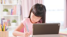 先進国なのになぜ､日本の学校だけオンライン授業がなかなか進まないのか