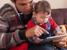 イクメンに挫折する40男、夫の死を願う妻