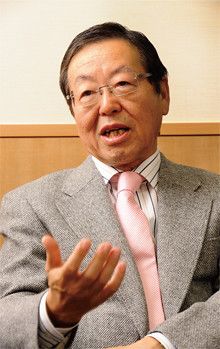 <strong>ニトリHD社長 似鳥昭雄</strong>●1944年、樺太生まれ。北海学園大学経済学部卒。67年似鳥家具店創業。72年ニトリ(現・ニトリホールディングス)設立。2002年東証一部に上場。早稲田大学で今春寄附講座開講。経営コンサルタントの故・渥美俊一を師と仰ぐ。