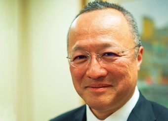 帝国ホテル社長が白シャツしか着ない理由
