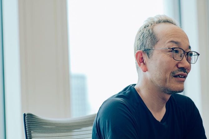 30代の「何物でもなかった」時代を語る高野秀行さん。