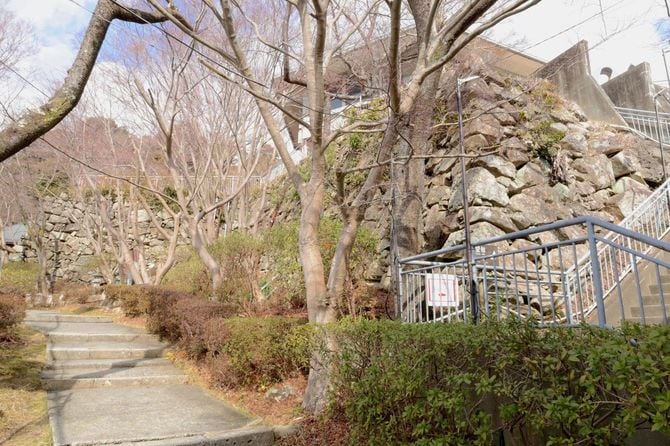 二ノ丸は上下二段に分かれている