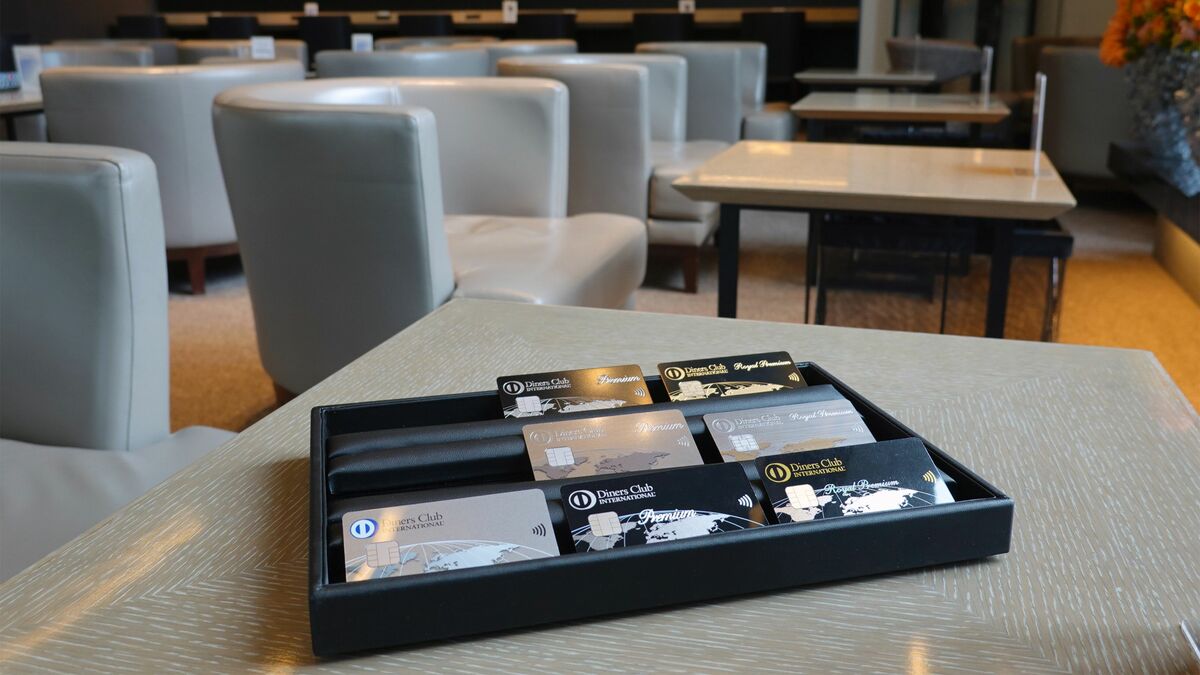 年会費5万円｣払っても損しない…｢プレミアムなクレジットカード｣を持つ若者がじわじわ増えているワケ 厳しい入会審査をクリア=社会人としてのお墨付き |  PRESIDENT Online（プレジデントオンライン）