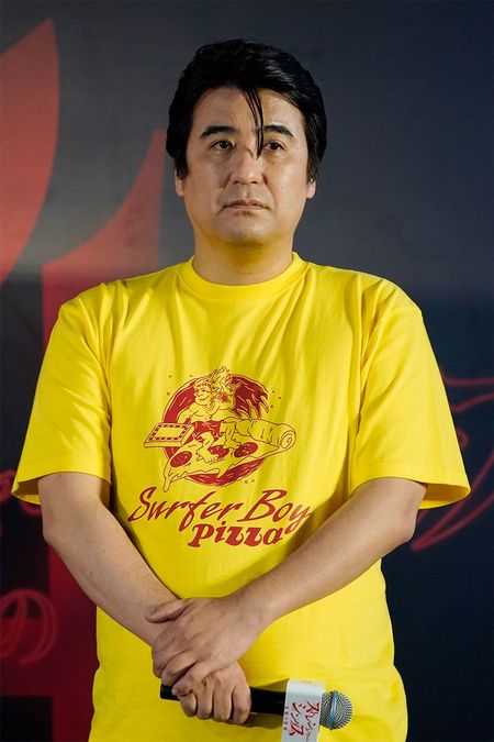 Netflixのドラマ「ストレンジャー・シングス 未知の世界 シーズン4」の配信記念イベントに出席したテレビプロデューサーの佐久間宣行さん＝2022年7月5日、東京都渋谷区