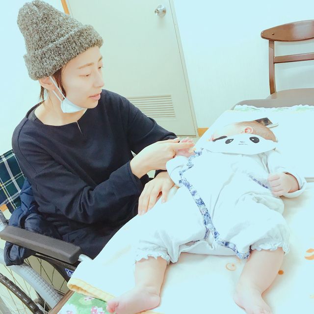 乳児院にて。生後間もない娘と離れて暮らす決断は何よりもツラかった。