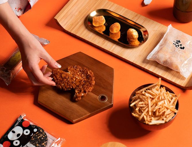 「Bokkusu」ではローカル企業のお菓子も多く扱っている