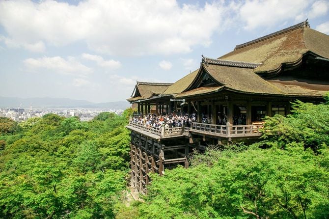 京都の清水寺の眺め