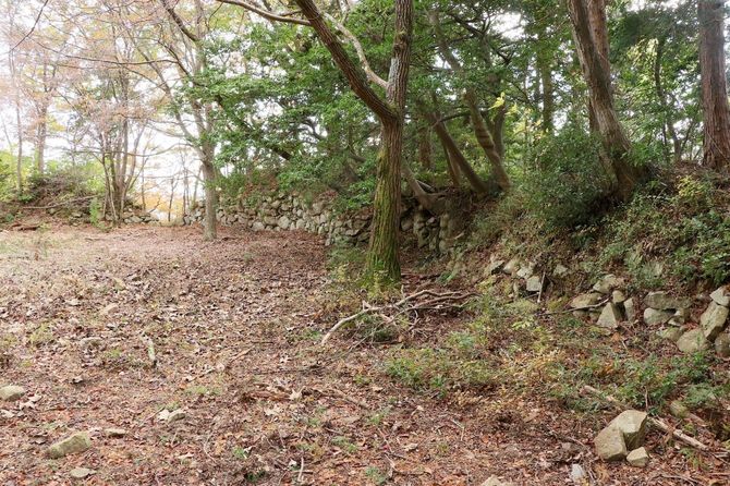 伝・池田丸の内部より