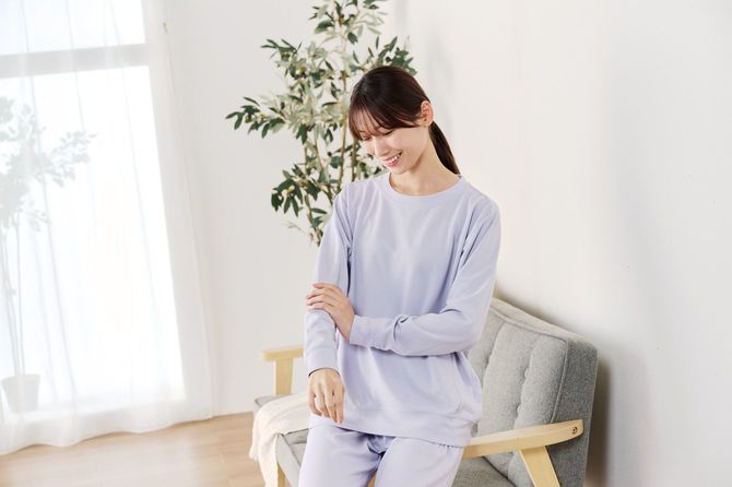 レディース用メディヒール。上下各1900円（税込）。