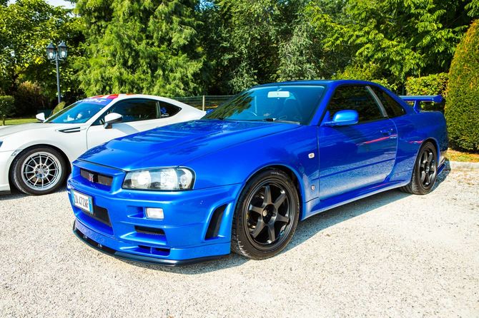 日産スカイラインGT-R R34
