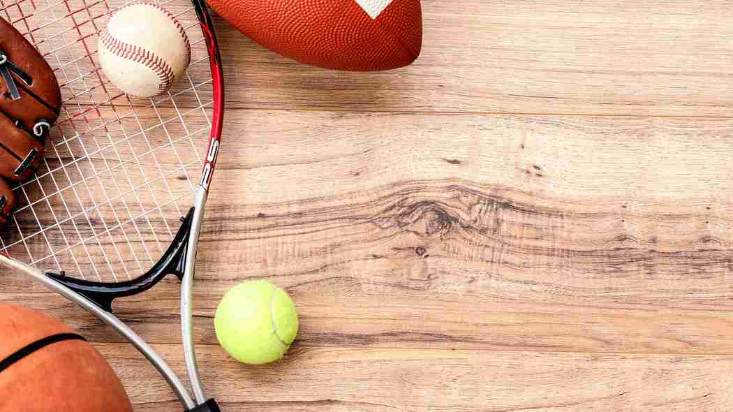 シューズもラケットも遠征交通費も自腹を切る…｢先生が教える部活｣が限界を迎えつつある3つの理由 なぜか教育現場には｢経費｣という考え方がない