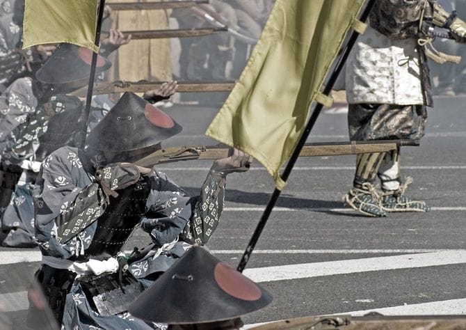（再現）名古屋の織田信長は、1575年の長篠の戦いで日本で初めてライフルを使った。その後、1590年までに日本を統一。
