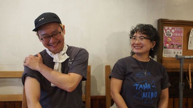 (左)店主の宏樹さんと(右)妻の奈実さん