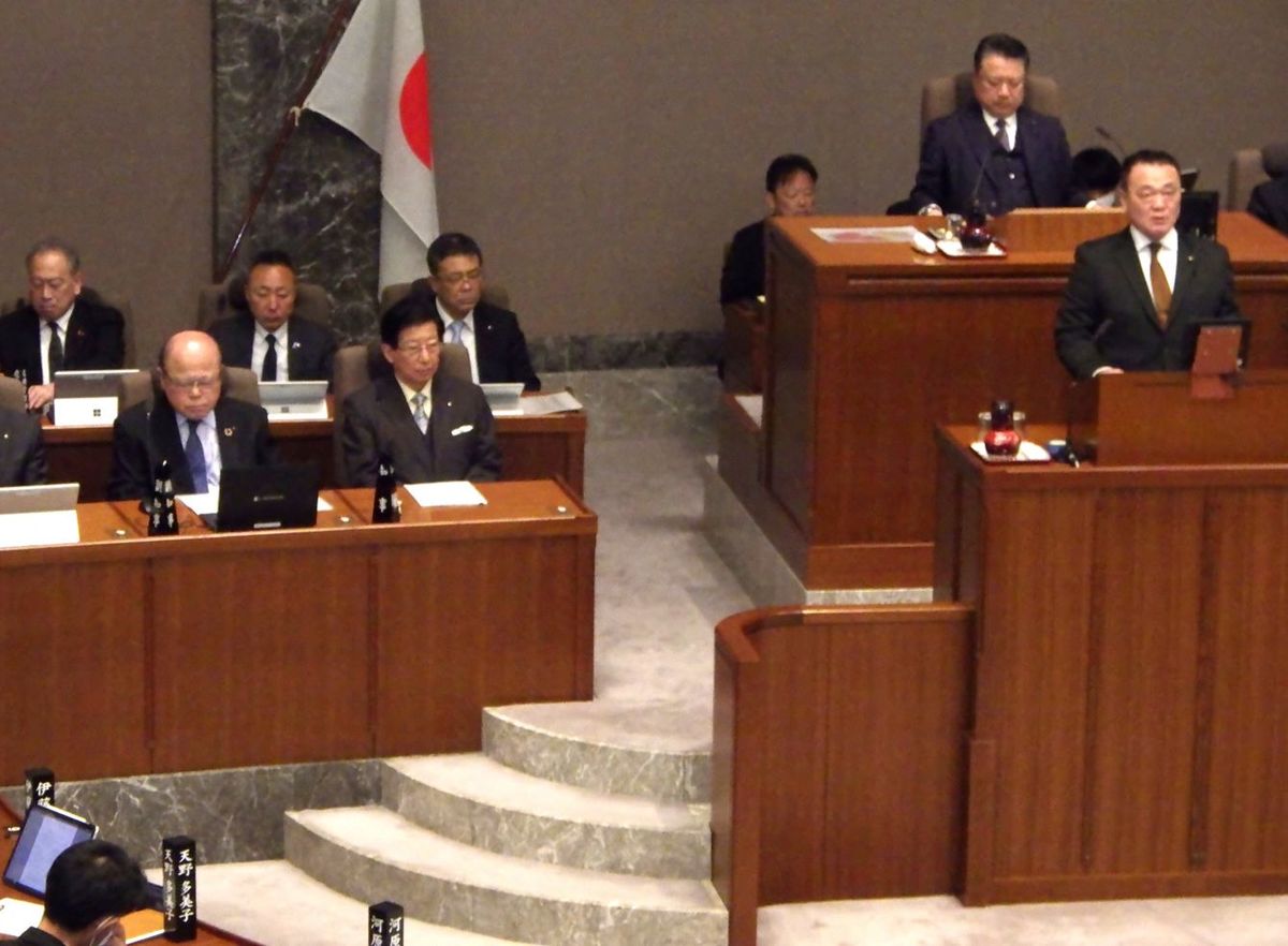 2月県議会で川勝知事への苦言を呈する自民党県議